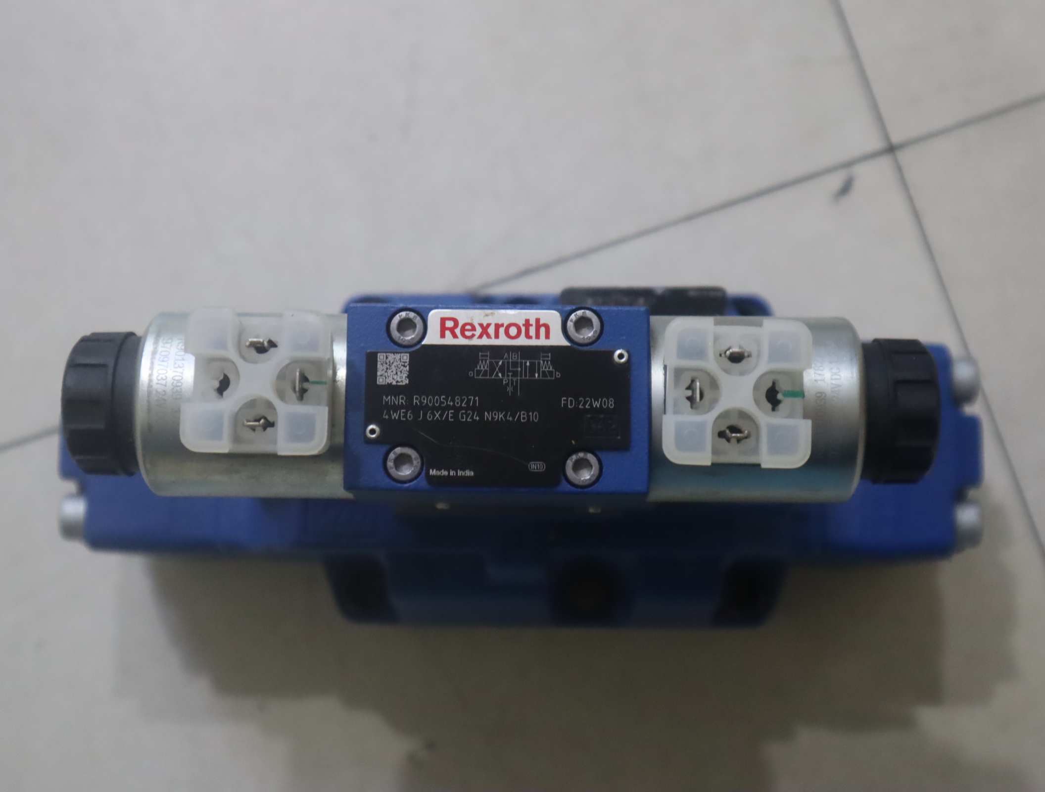 R900926695  H-4WEH25J6X/6EG24N9ETS2K4/B10D3 力士乐REXROTH阀