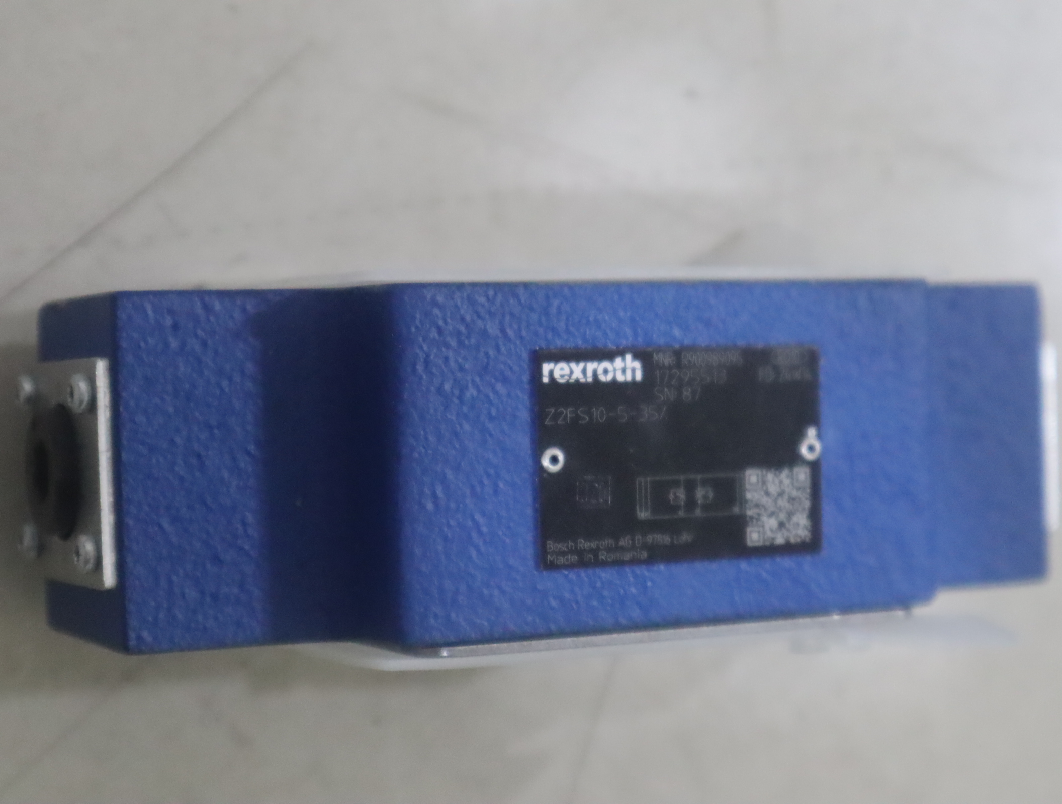 ZDB6VB2-42/315V R900409896 ZDB6VB2-4X/315V 力士乐REXROTH阀