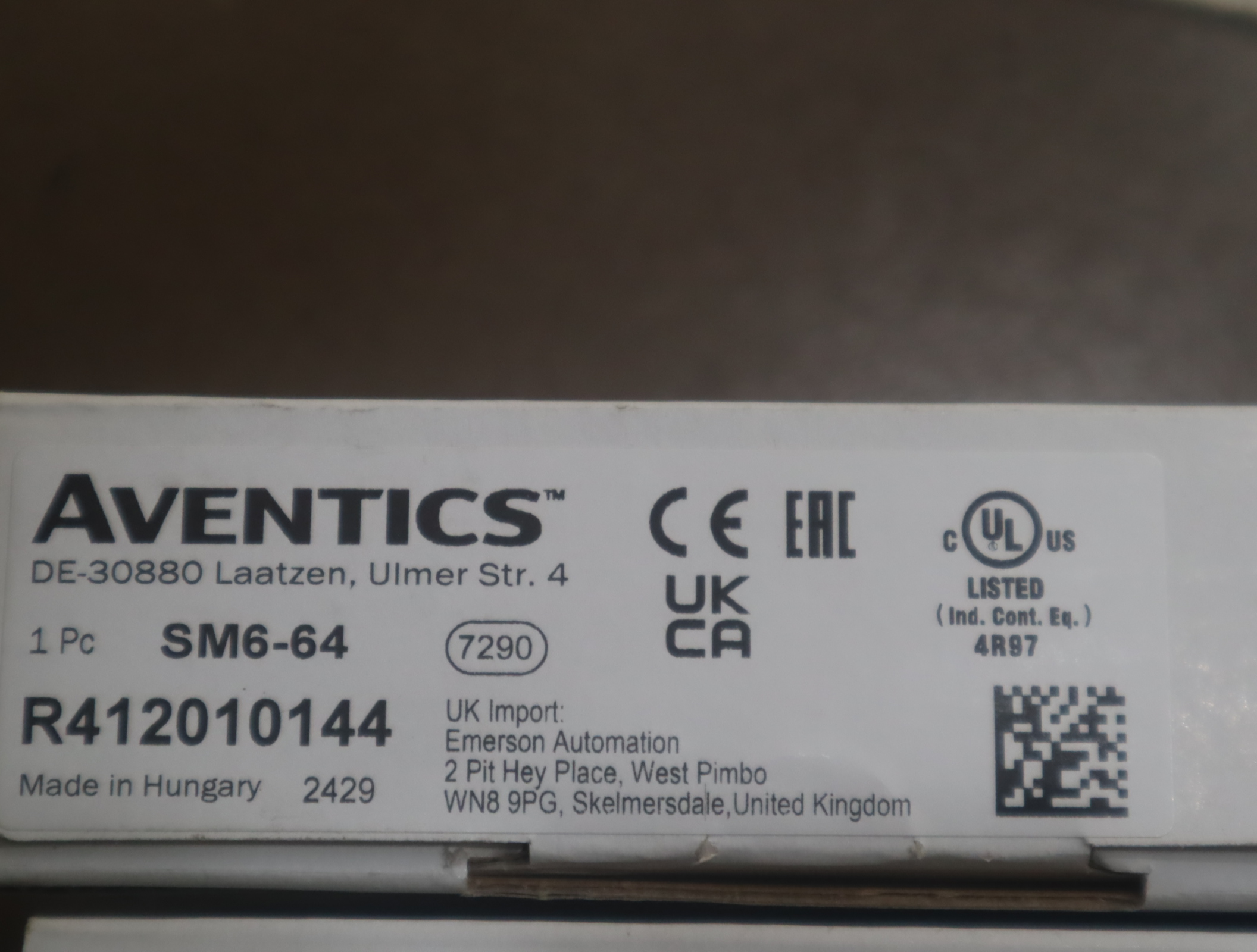 R412010144 SM6-64 德国安沃驰AVENTICS气动阀R412010144 SM6-64 