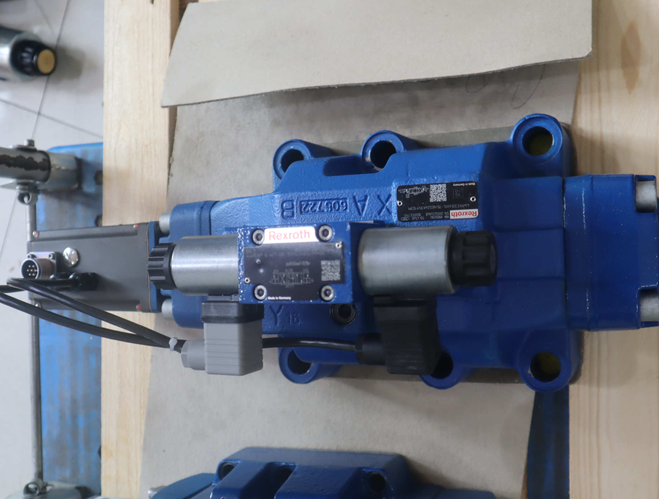 4WRKE32E600L-35/6EG24K31/F1D3M R900245364 力士乐REXROTH比例阀