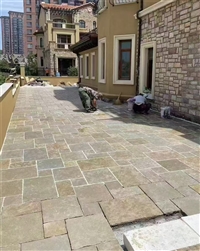 合院地板 秋黄莱姆石石材 罗曼米黄皮革面 洞石大板