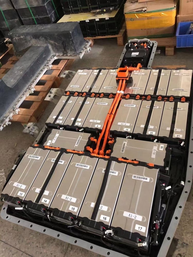 上 海 常年回收废旧锂电池 新能源电池 设备动力电池组收购 亿兴物资