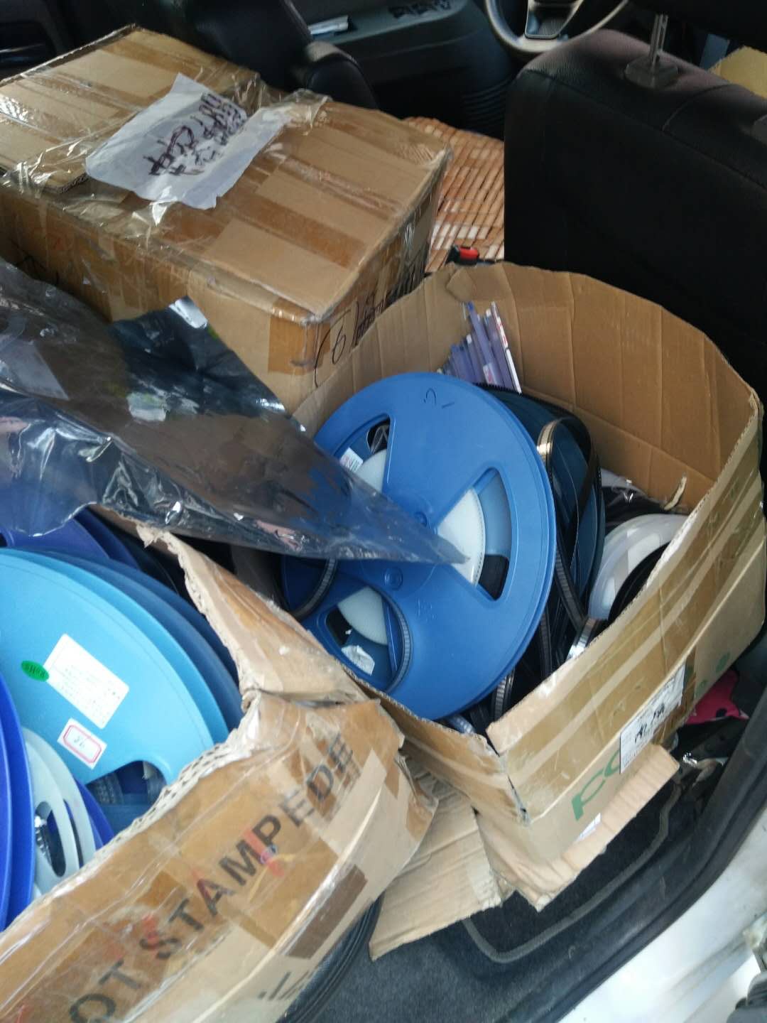 上 海 收购线路板电子料 工厂库存电子元器件回收 快速上门 多年经验