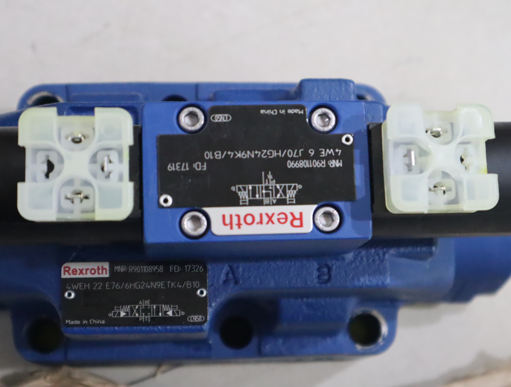 4WEH22E7X/6HG24N9ETK4/B10 R901108958 德国力士乐REXROTH电液阀