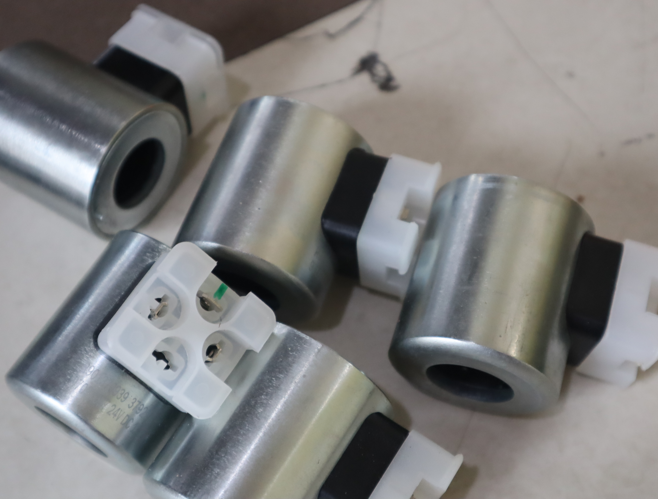 R901370939 24V DC 1.25A 德国力士乐REXROTH电磁阀6通经线圈