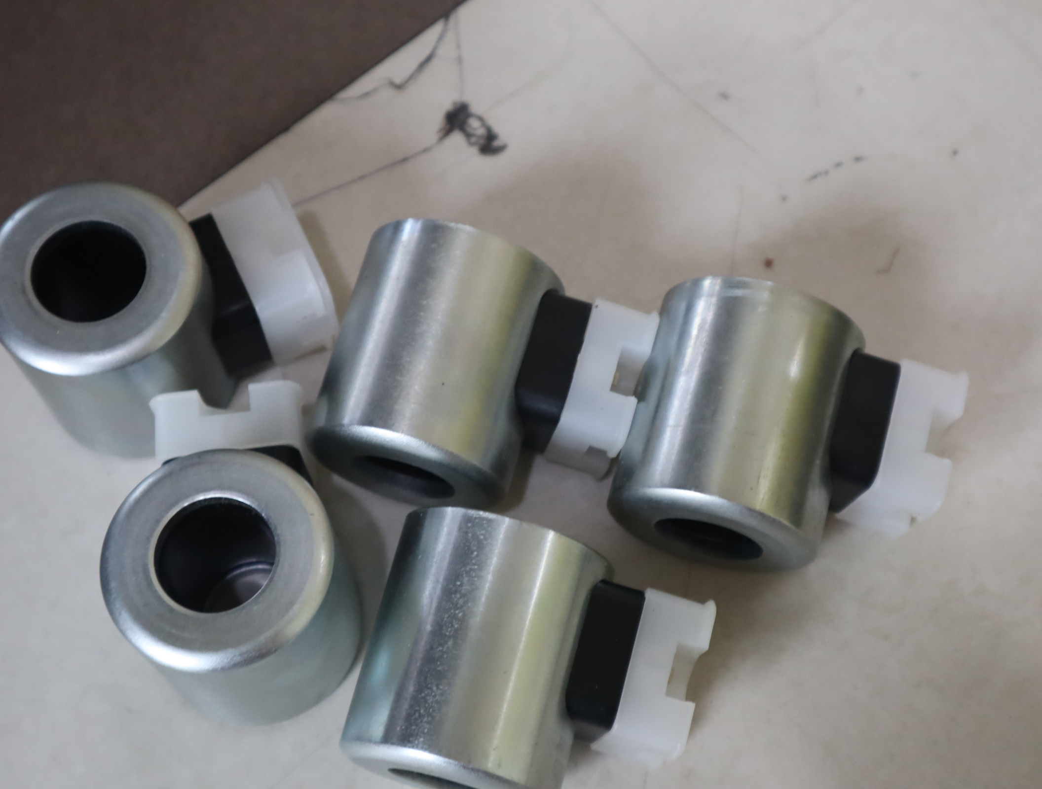 R901370939 24V DC 1.25A 德国力士乐REXROTH电磁阀6通经线圈