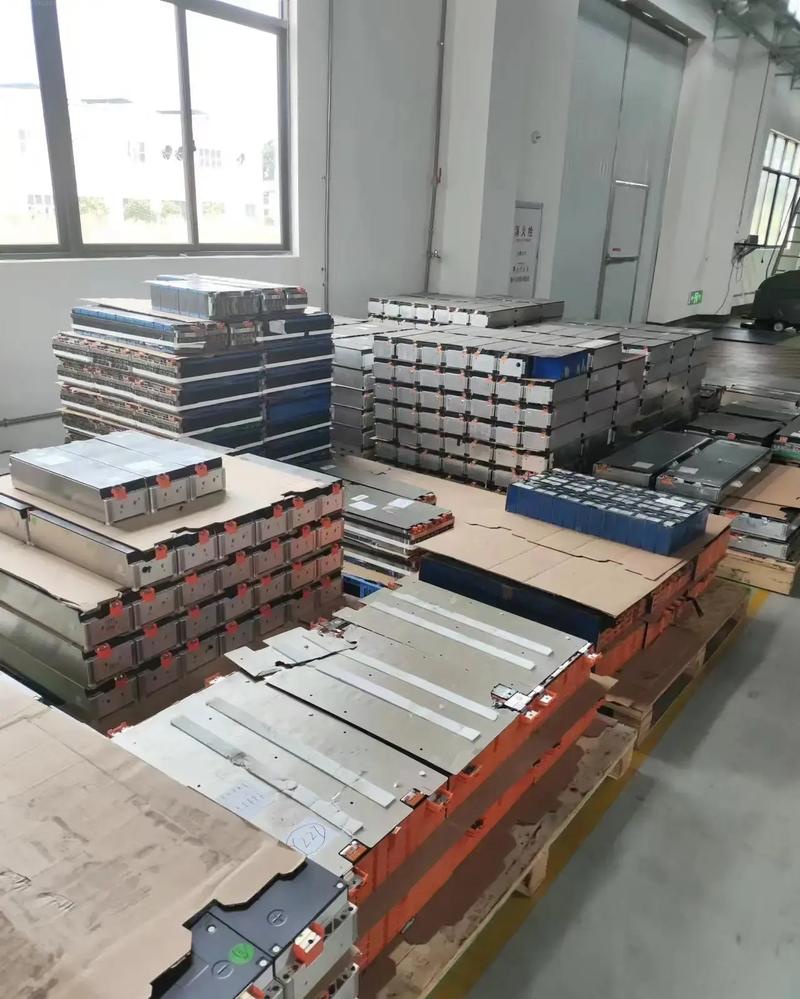 上 海 静 安 区 回收各类锂 电池 磷酸铁锂电池 新能源汽车底盘电池收购