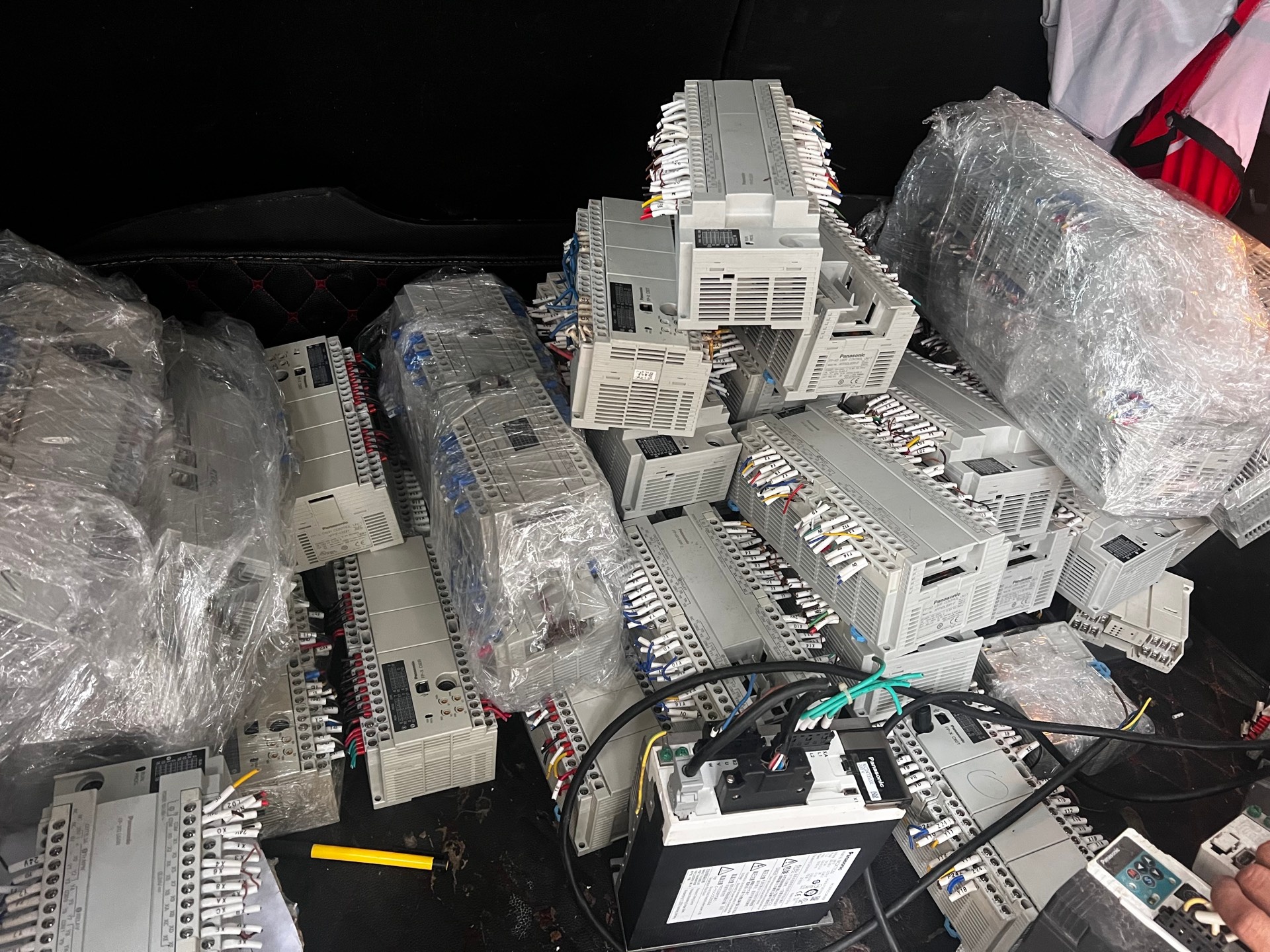 徐 汇 区 变频器回收 报废电子产品设备仪器仪表处理废旧物资