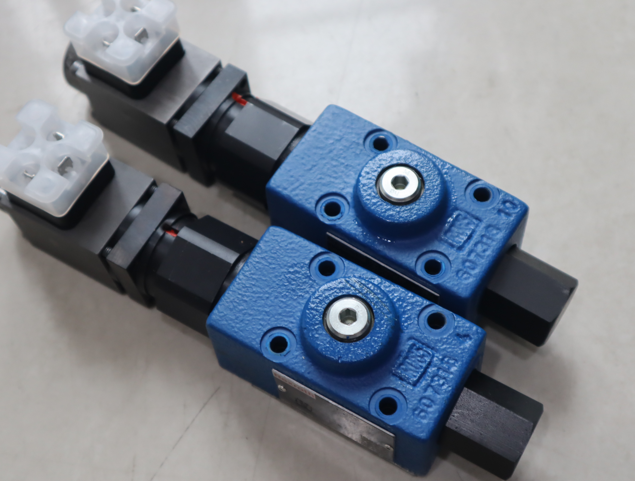 DRE6-11/100MG24K4M R900932943 力士乐REXROTH比例阀