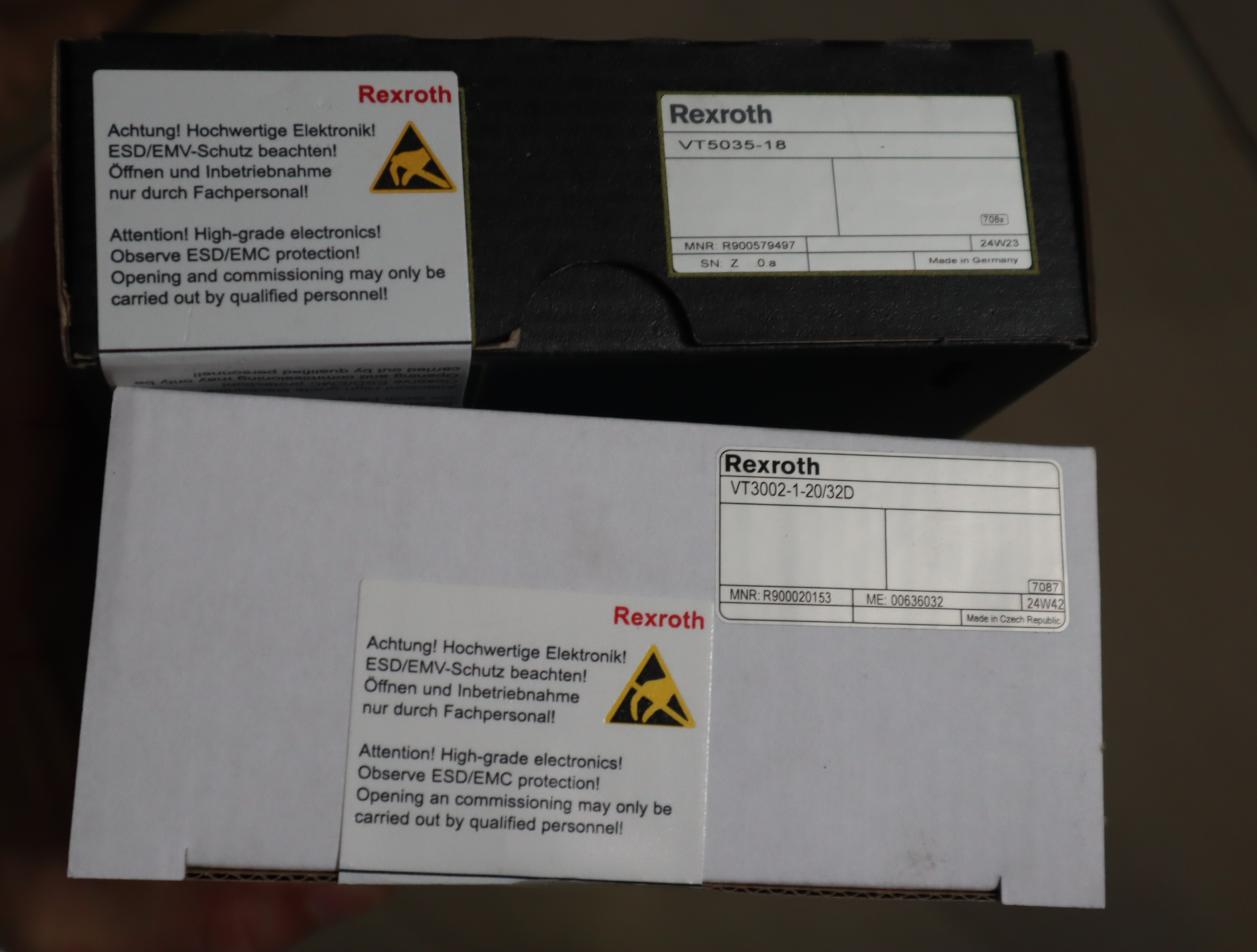 VT5035-18 R900579497 VT3002-1-20/32D R900020153 放大器支架