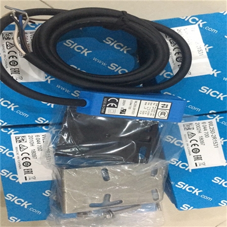 SICK施克1016131电感式接近传感器WT12-2P410