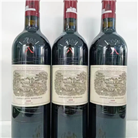 上海徐汇区2003年53度茅台酒回收今日多少钱免费上门