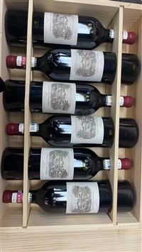重庆回收1982年拉菲联系方式  名酒礼品咨询电话