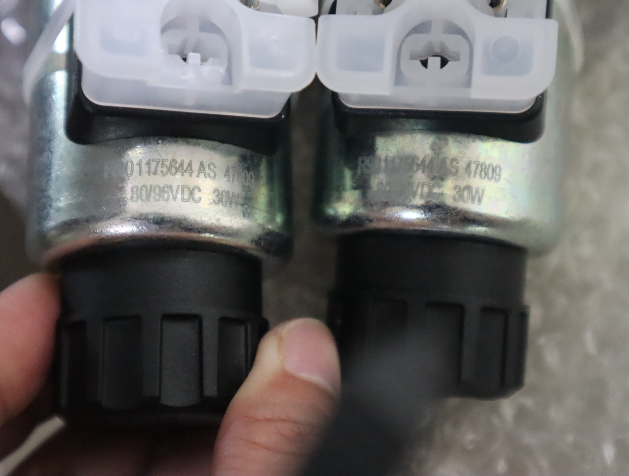 M-3SED6UK14/350CG96N9K4 R900207848 德国力士乐REXROTH电磁球阀