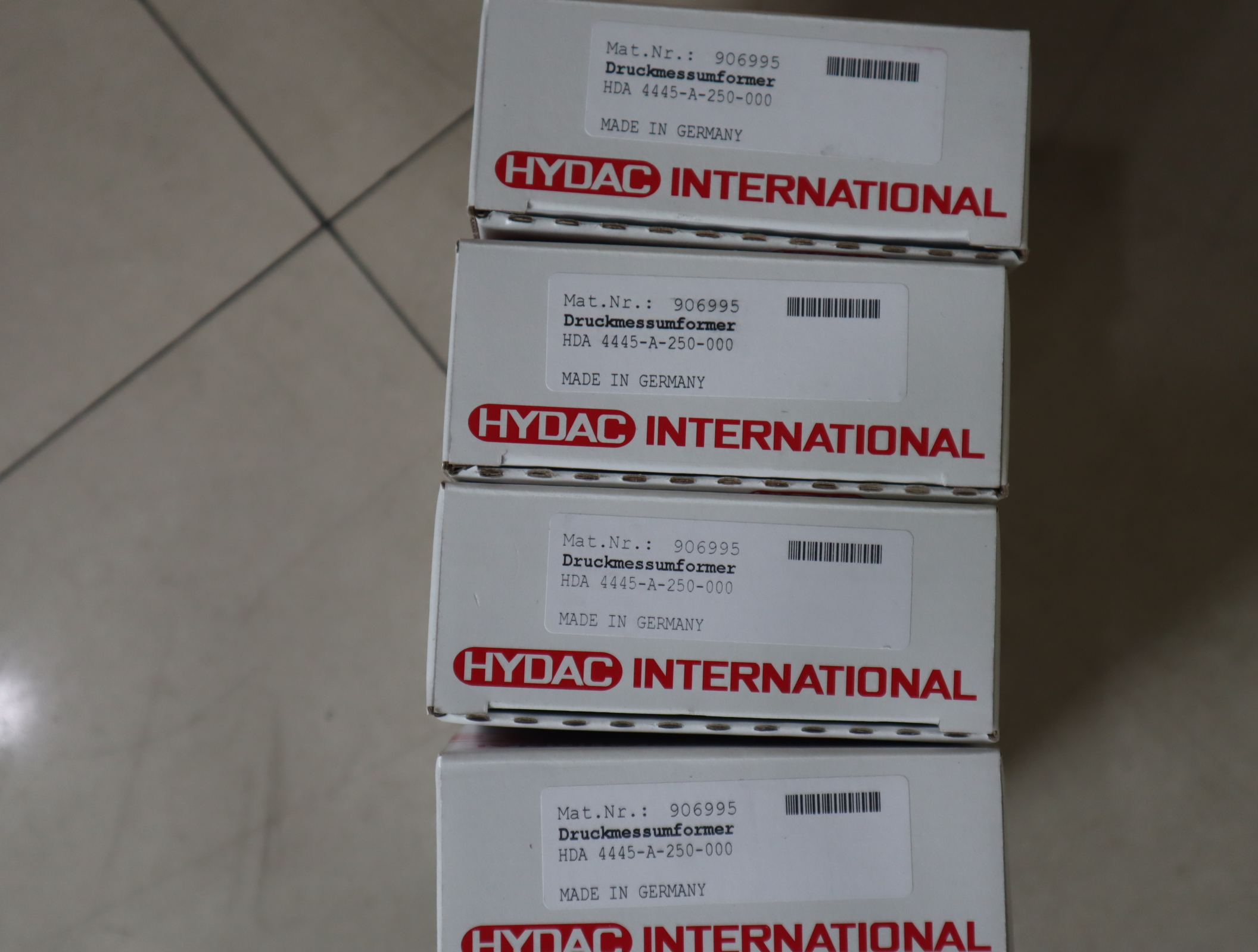 HDA 4445-A-250-000 906995 德国贺德克HYDAC压力温度传感器