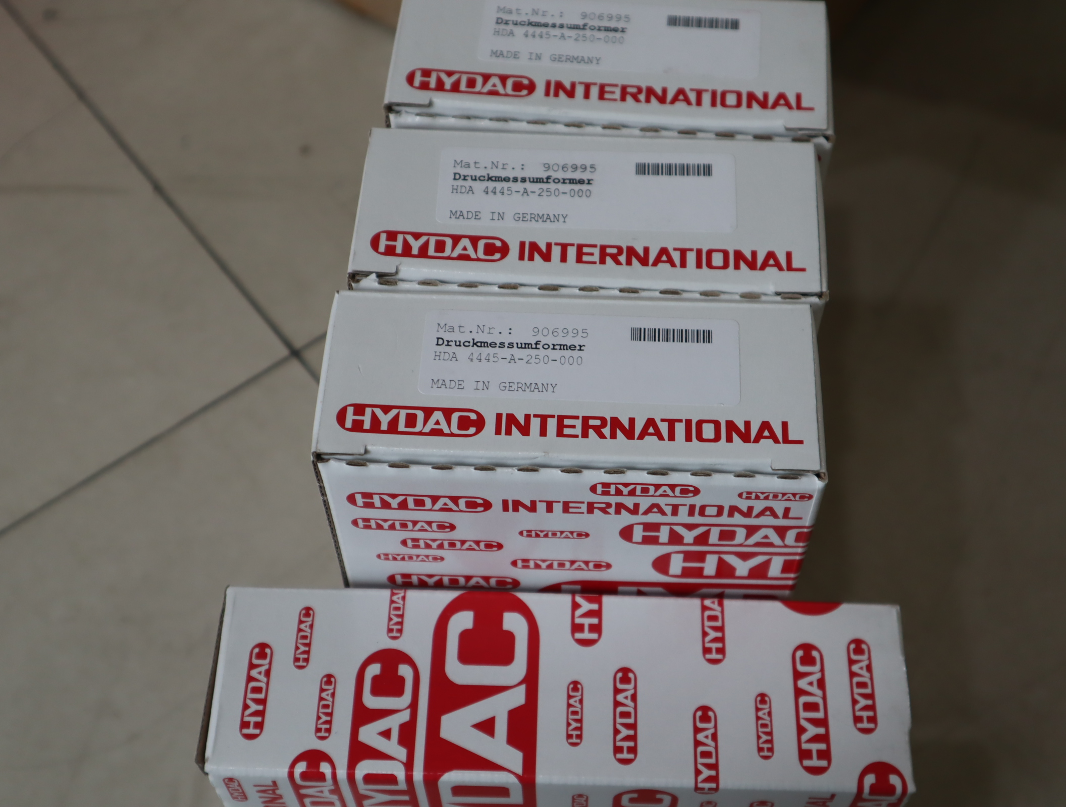 HDA 4445-A-250-000 906995 德国贺德克HYDAC压力温度传感器