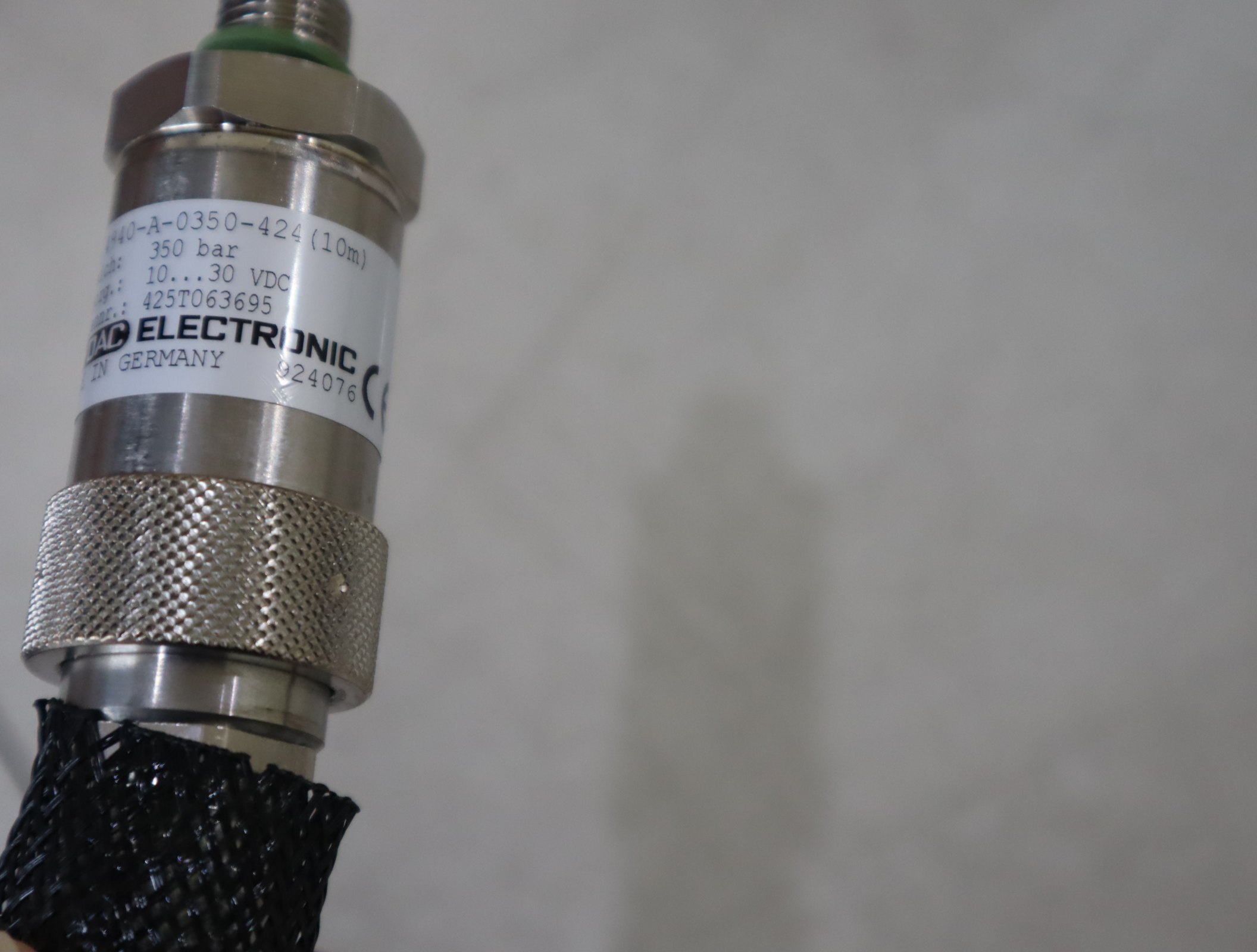 HDA 4840-A-0350-42410m 924076 贺德克HYDAC压力温度传感器