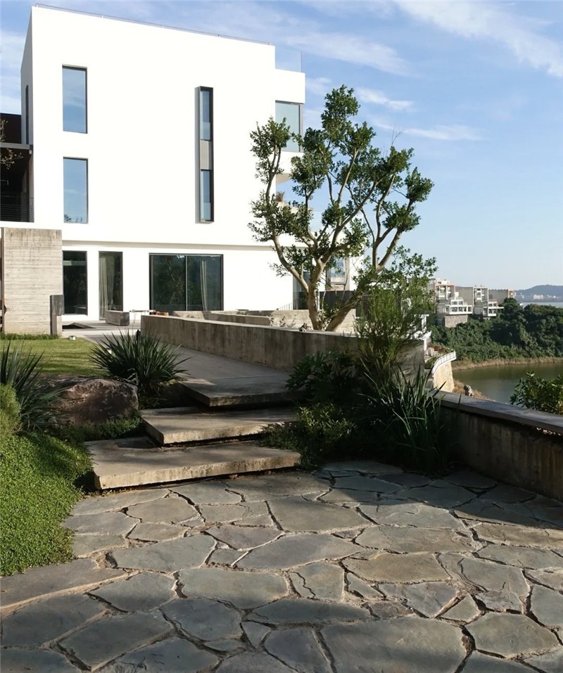 宠物庭院 青黑色碎拼石 水幕墙流水墙 黑色蘑菇文化石