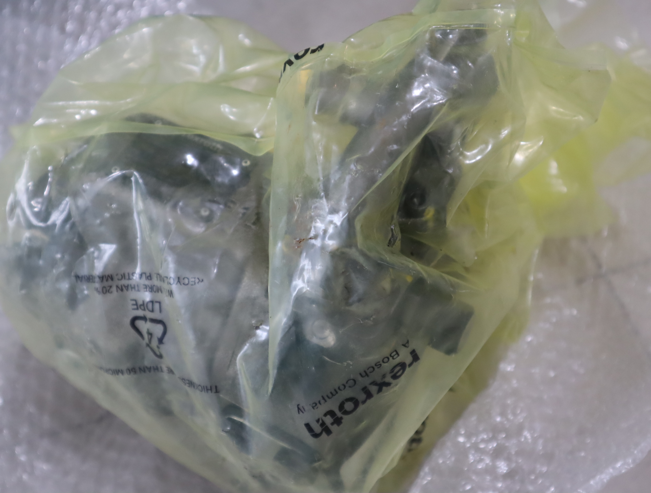 A A10VSO18DFR1/31R-PPA12N00 R910945178 柱塞泵