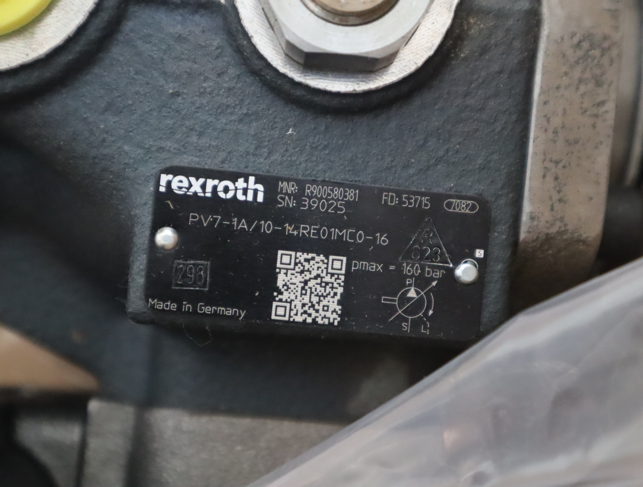 PV7-1X/10-14RE01MC0-16 R900580381 力士乐REXROTH泵