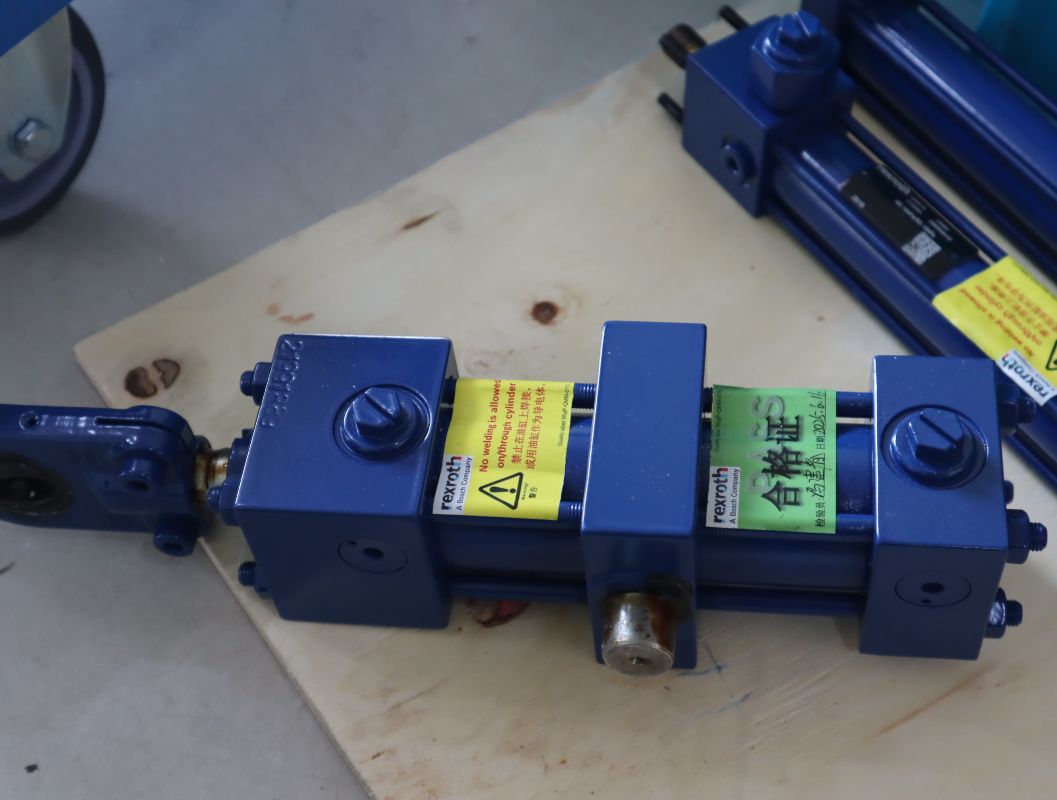 29841A 21991889 BS.16MPa/RS.16MPa 40/18 德国力士乐REXROTH油缸