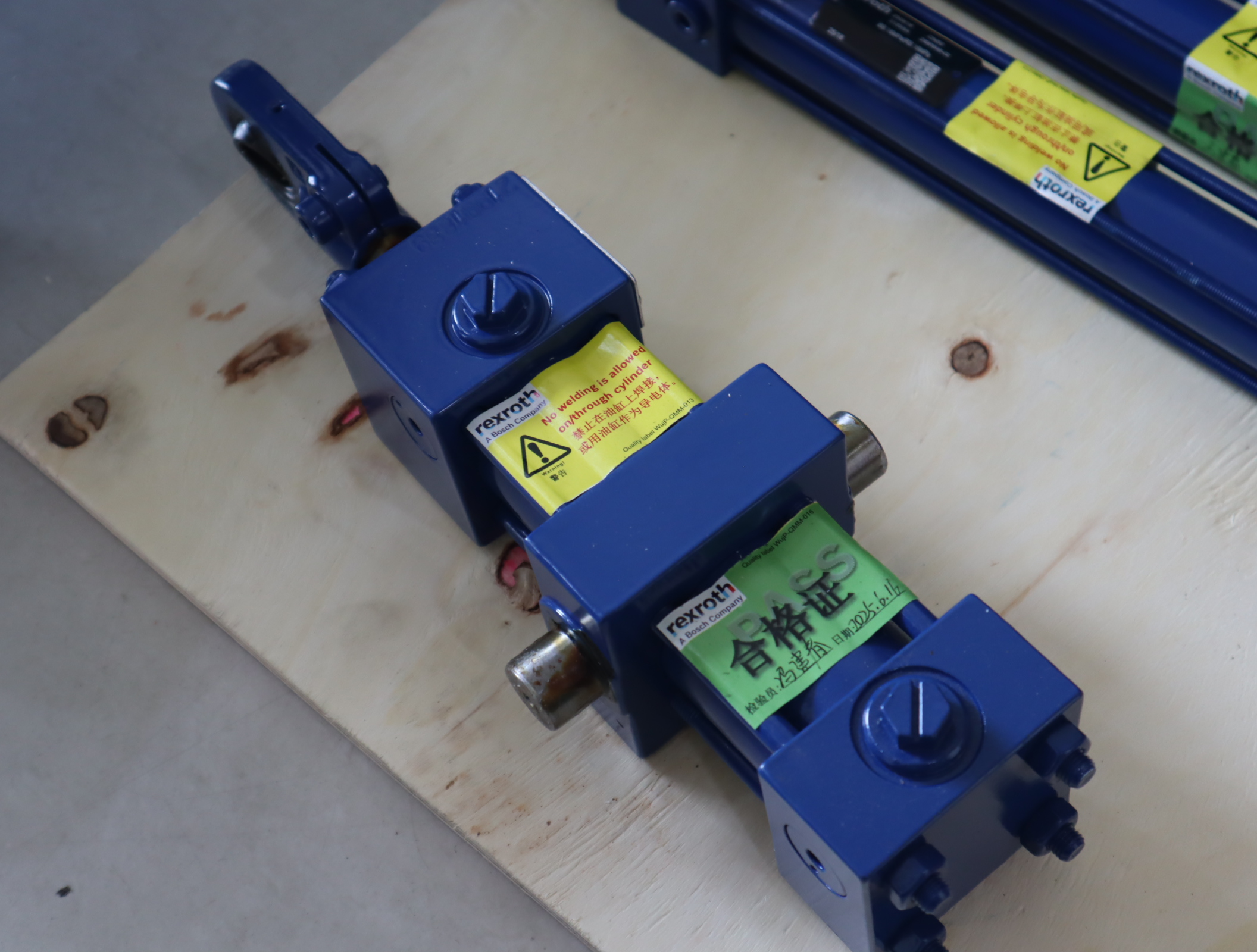 29841A 21991889 BS.16MPa/RS.16MPa 40/18 德国力士乐REXROTH油缸