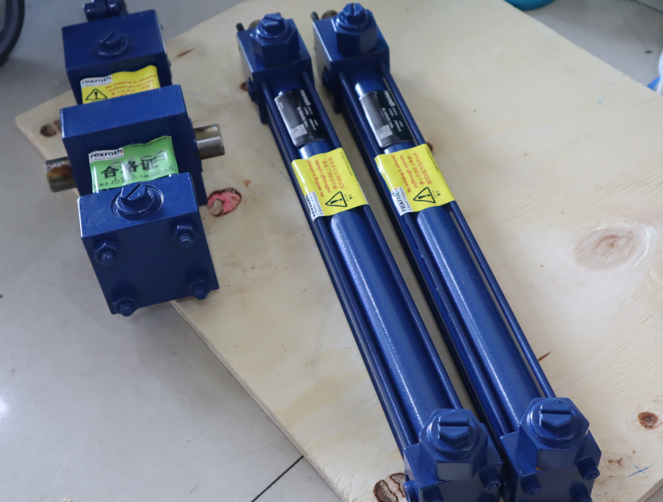 31558A 21991946 BS.16MPa/RS.16MPa 25/18 德国力士乐REXROTH油缸