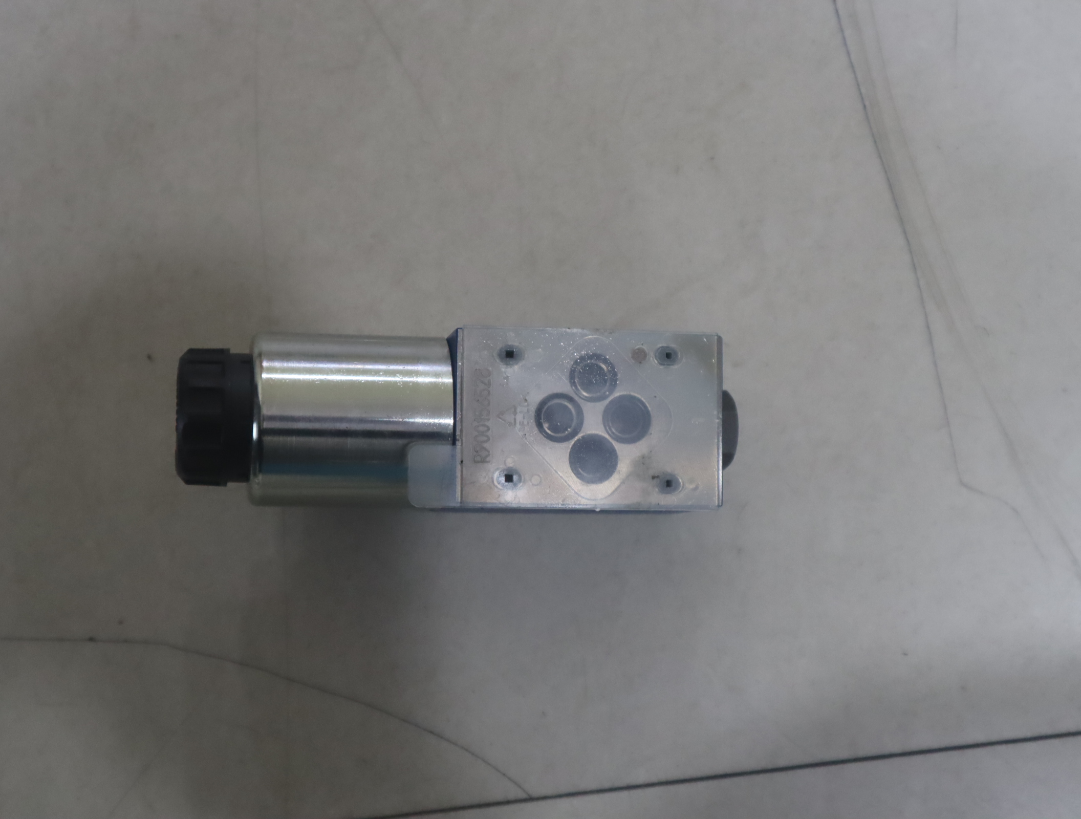 R901235380 4WE6D6X/EG24N9K72LSO407 力士乐REXROTH电磁阀