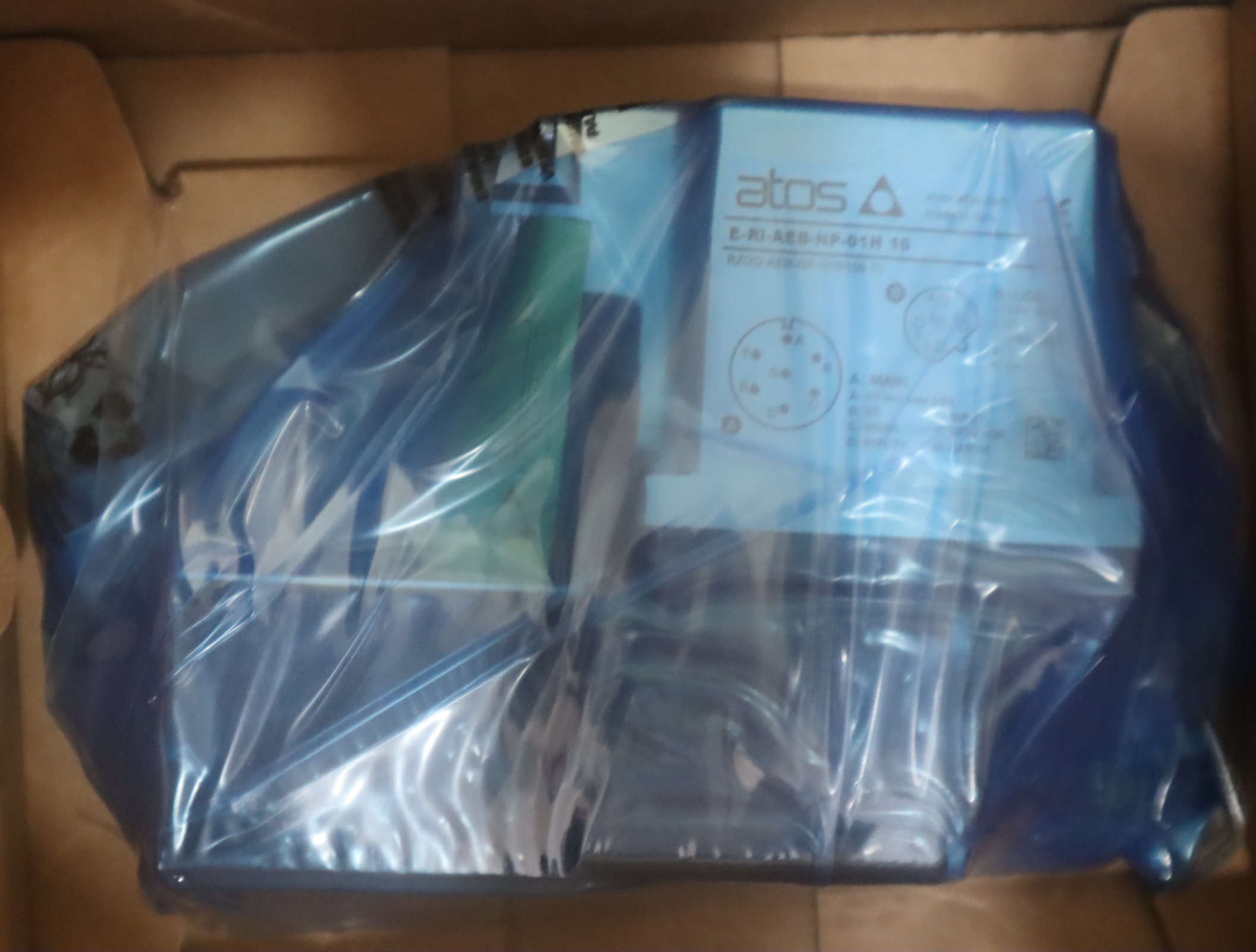 RZGO-AEB-NP-010/100 10 E-RI-AEB-NP-01H 10 阿托斯ATOS比例阀