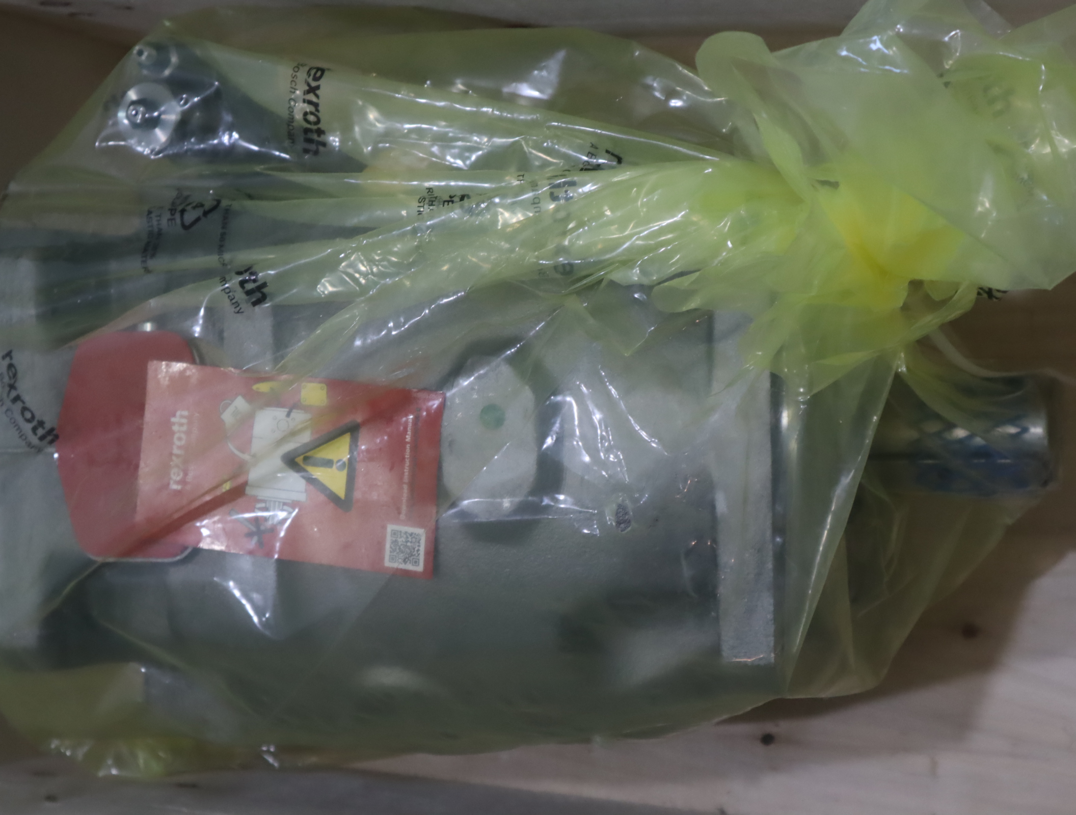 R902520808 A A10VSO140DRS/32R-VPB22U00E 力士乐REXROTH柱塞泵