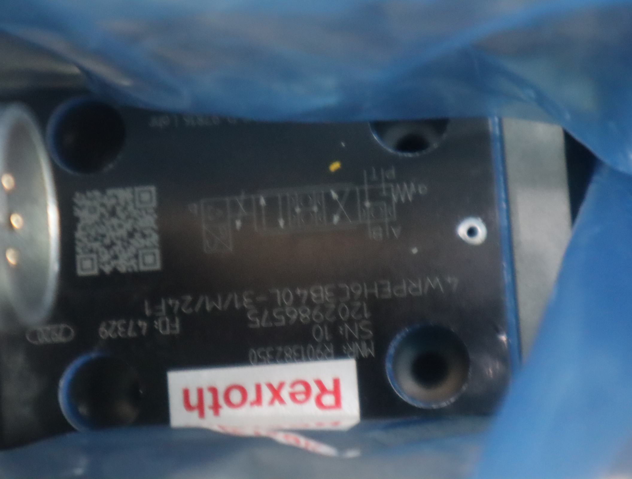 R901382350 4WRPEH6C3B40L-31/M/24F1 德国力士乐REXROTH伺服阀