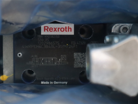 R901382350 4WRPEH6C3B40L-30/M/24F1 德国力士乐REXROTH伺服阀