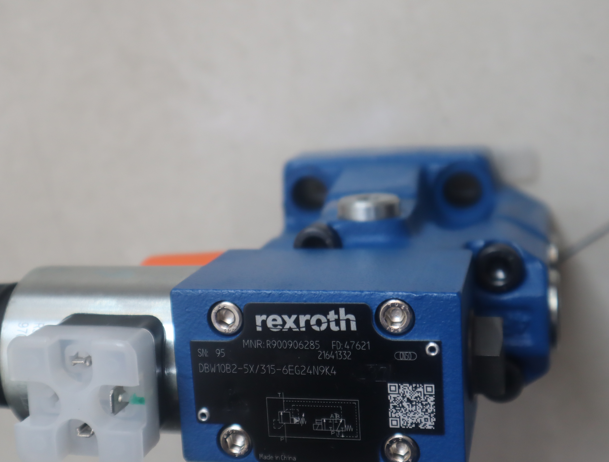 R900906285 DBW10B2-5X/315-6EG24N9K4 力士乐REXROTH