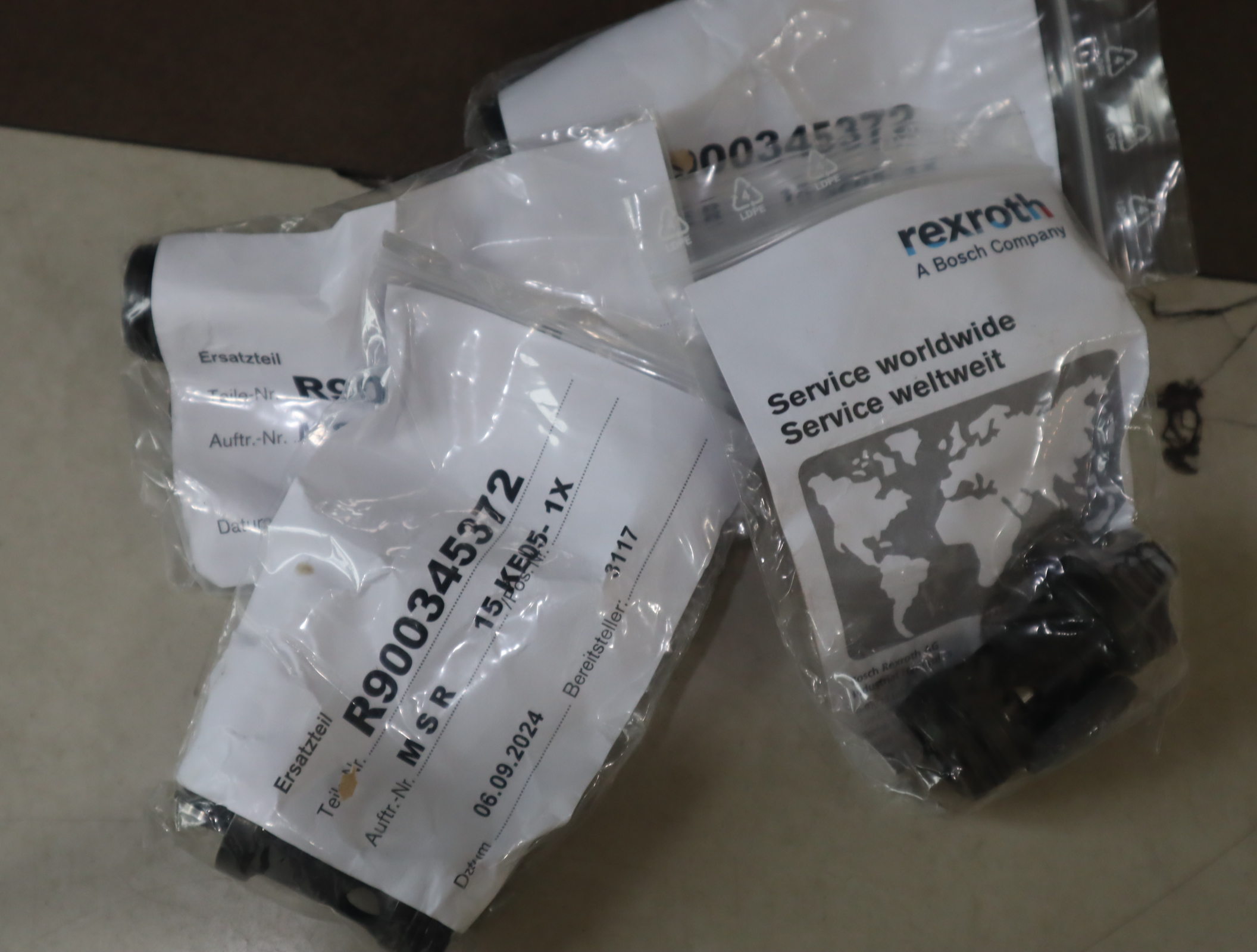 R900345372  M-SR 15 KE05-1X/ 德国力士乐REXROTH液压单向阀