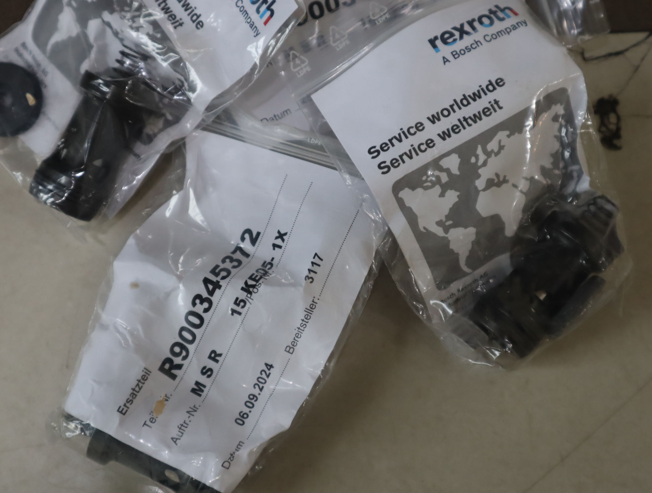 R900345372  M-SR 15 KE05-1X/ 德国力士乐REXROTH液压单向阀