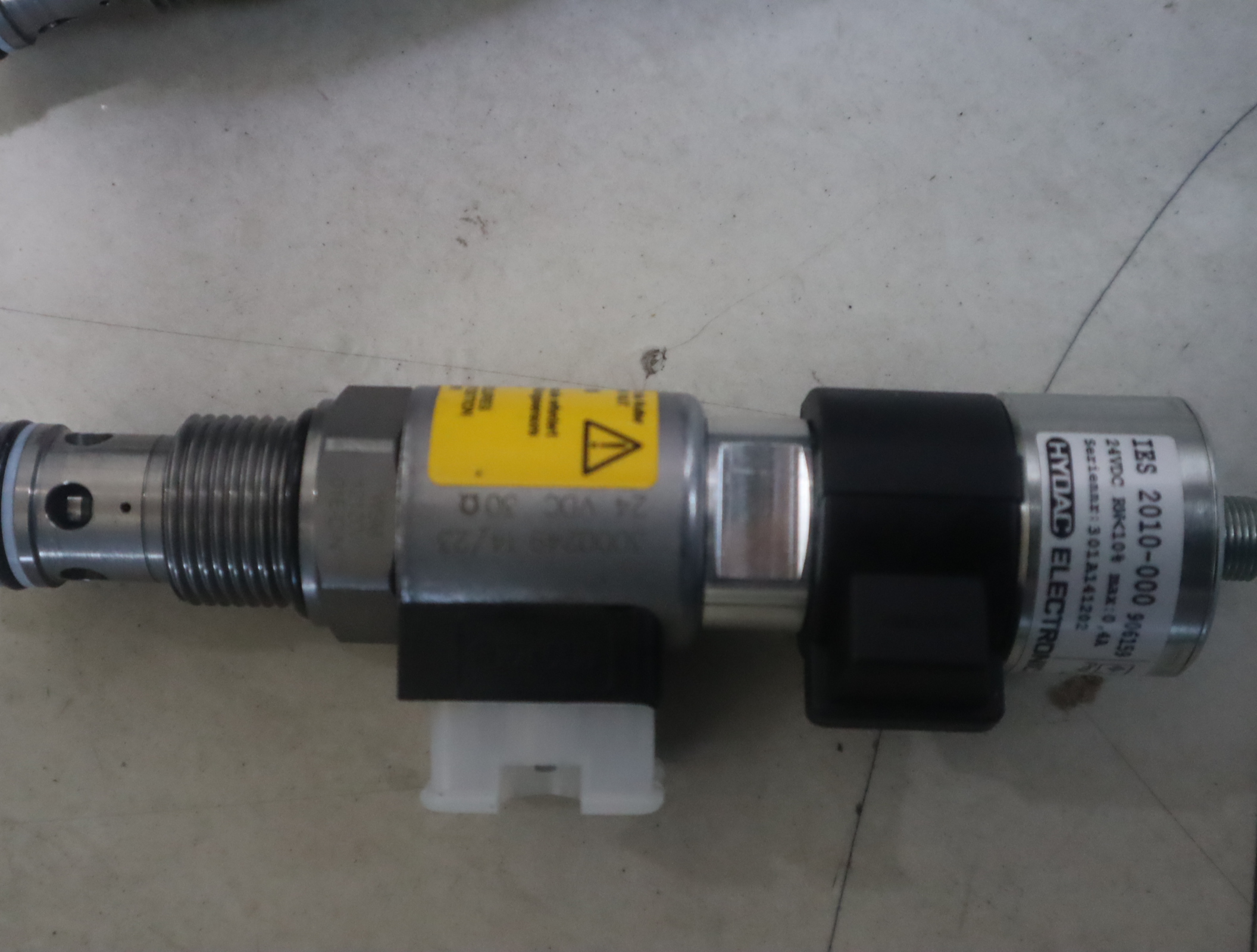 IES2010-000 906159 24VDC WSM12120W01E-C-N 贺德克HYDAC传感器