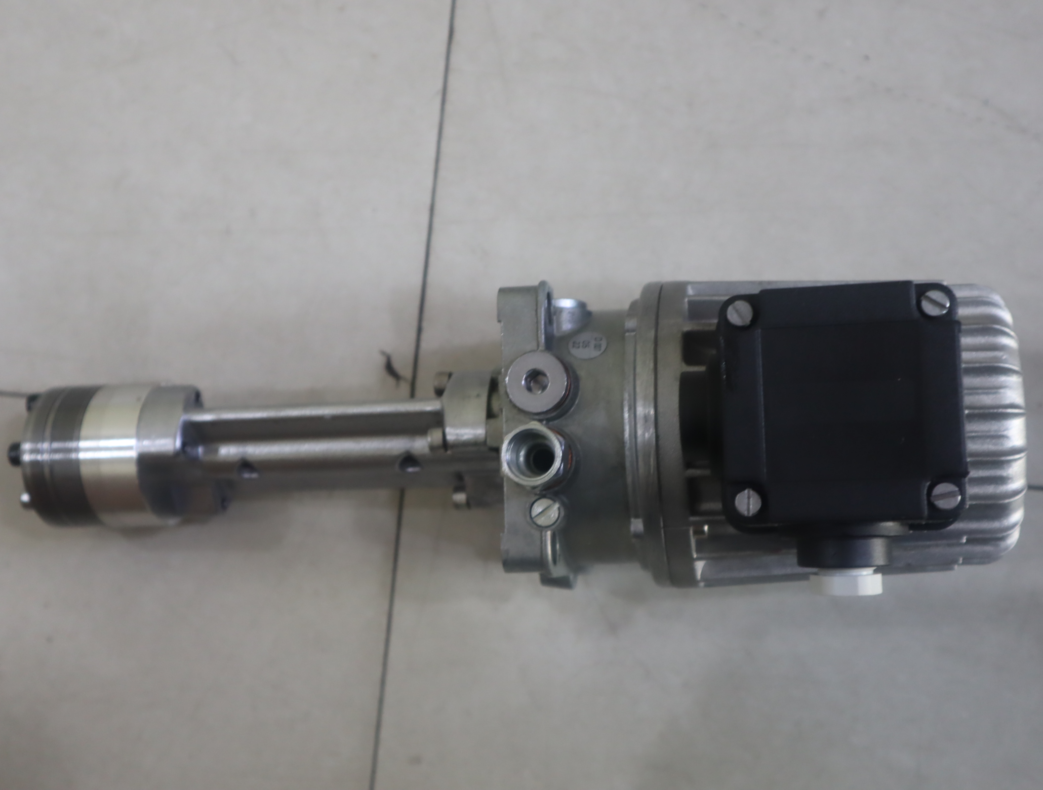 MFE2-F180-2000+100  Vogel 润滑装置  德国SFK福鸟01036440731 