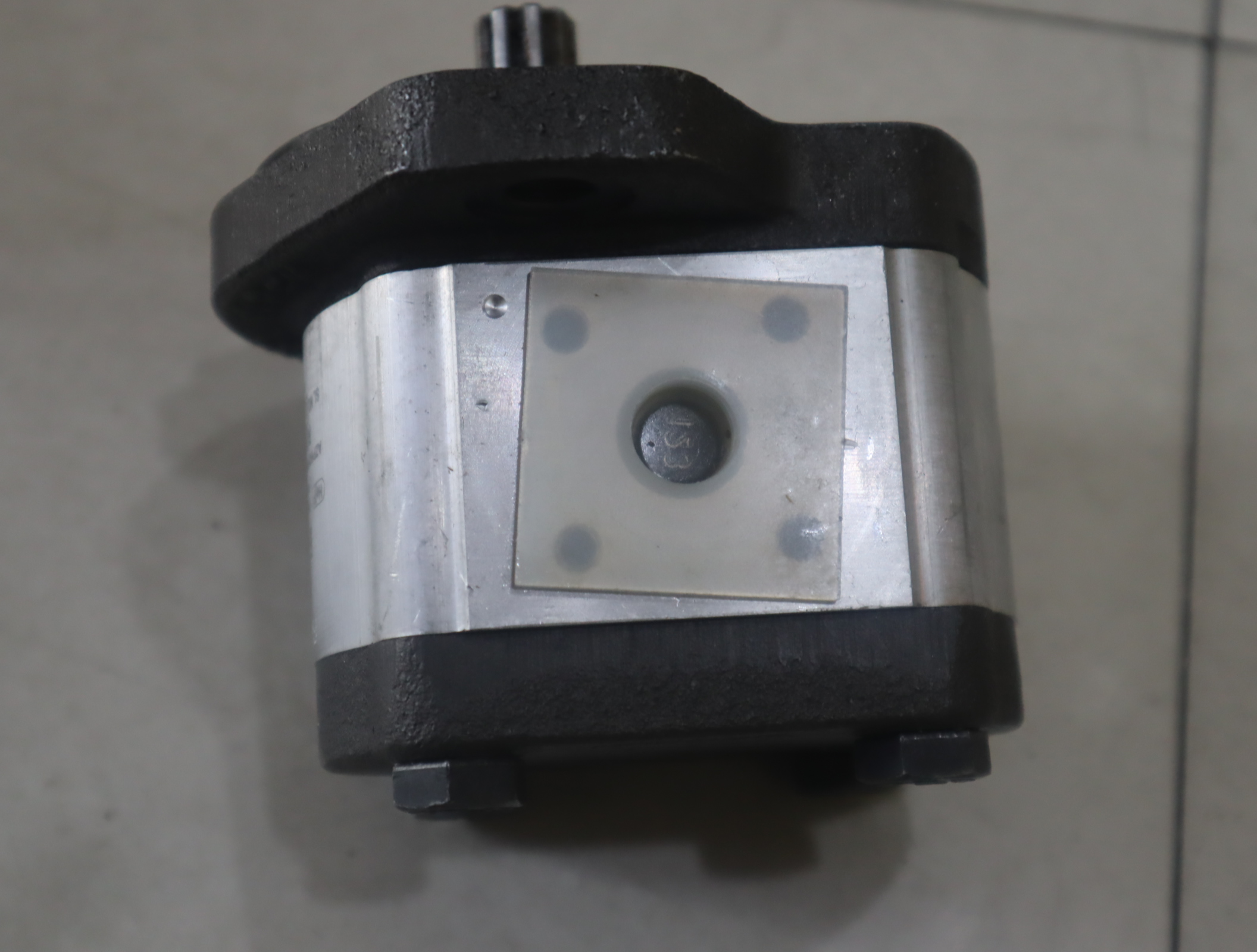 R983035497 AZPW21005RRRXXMBS0593 德国力士乐REXROTH齿轮泵