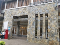 围墙贴面 黄色板岩片石 黄锈石碎拼石 满天星文化石地砖