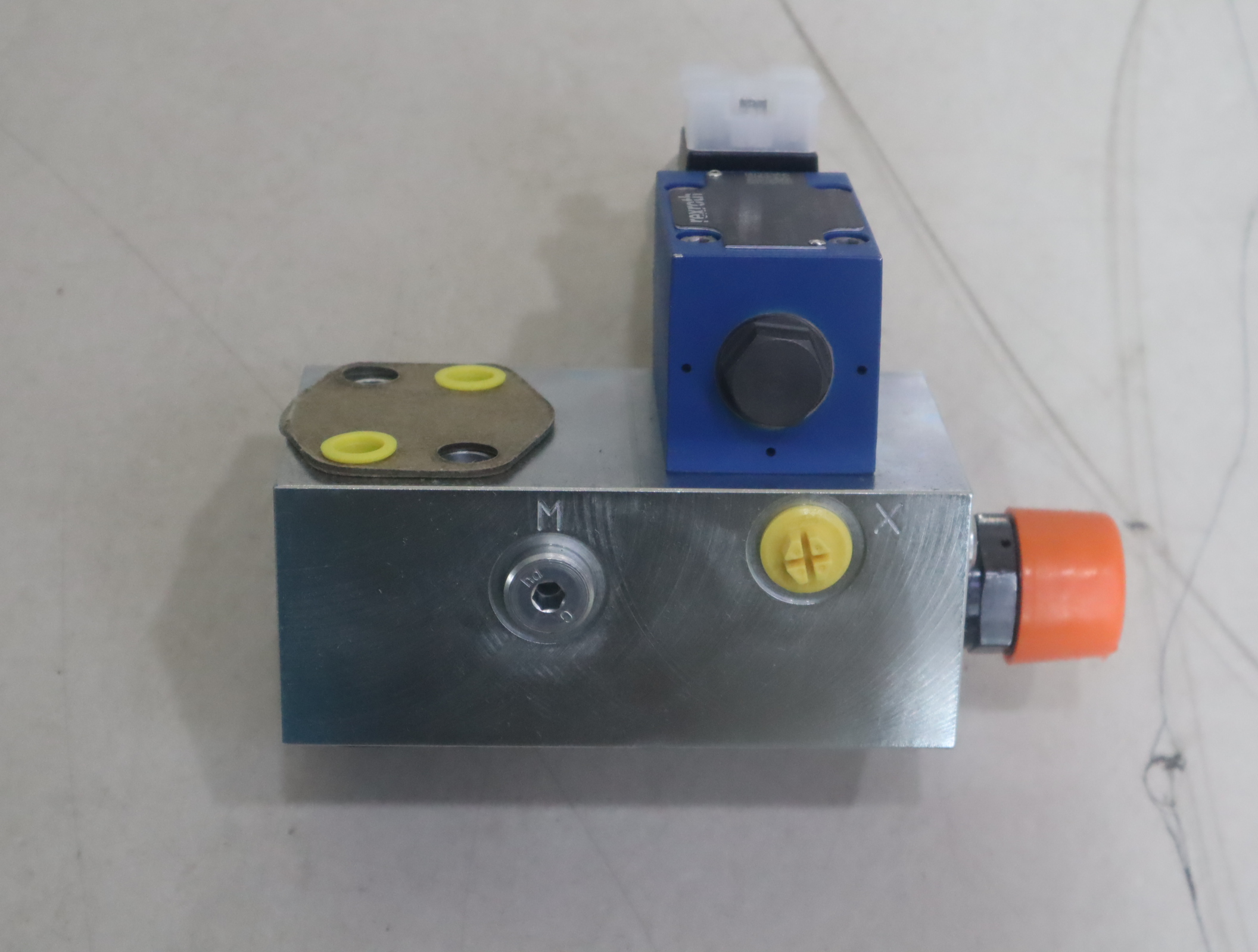 R900720498 DBAW15BF2-2X/315-6EG24N9K4A08 Rexroth力士乐溢流阀