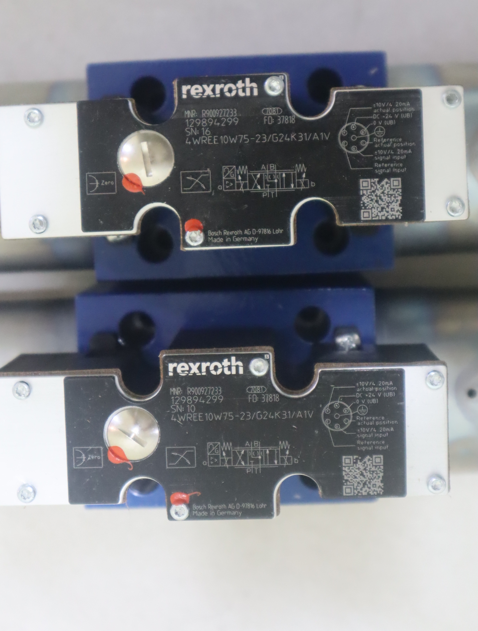 4WREE10W75-23/G24K31/A1V R900927233 德国力士乐REXROTH比例阀