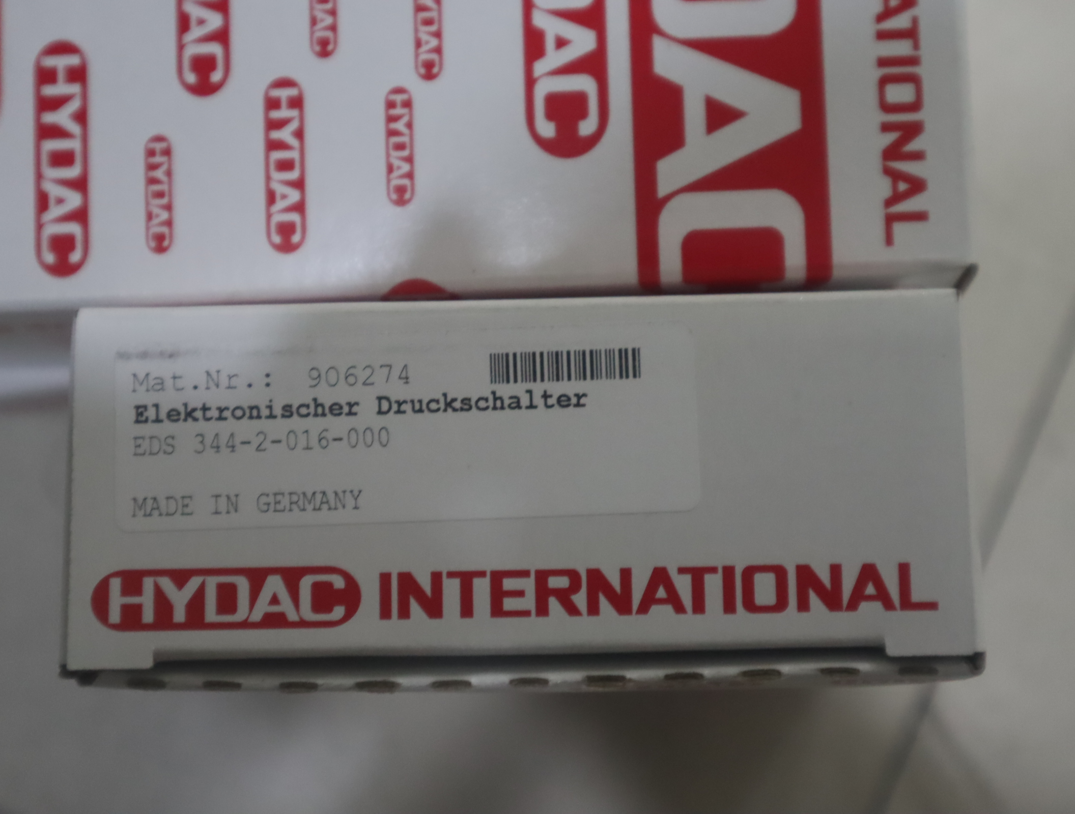 EDS344-2-016-000 906274 德国贺德克HYDAC压力温度传感器