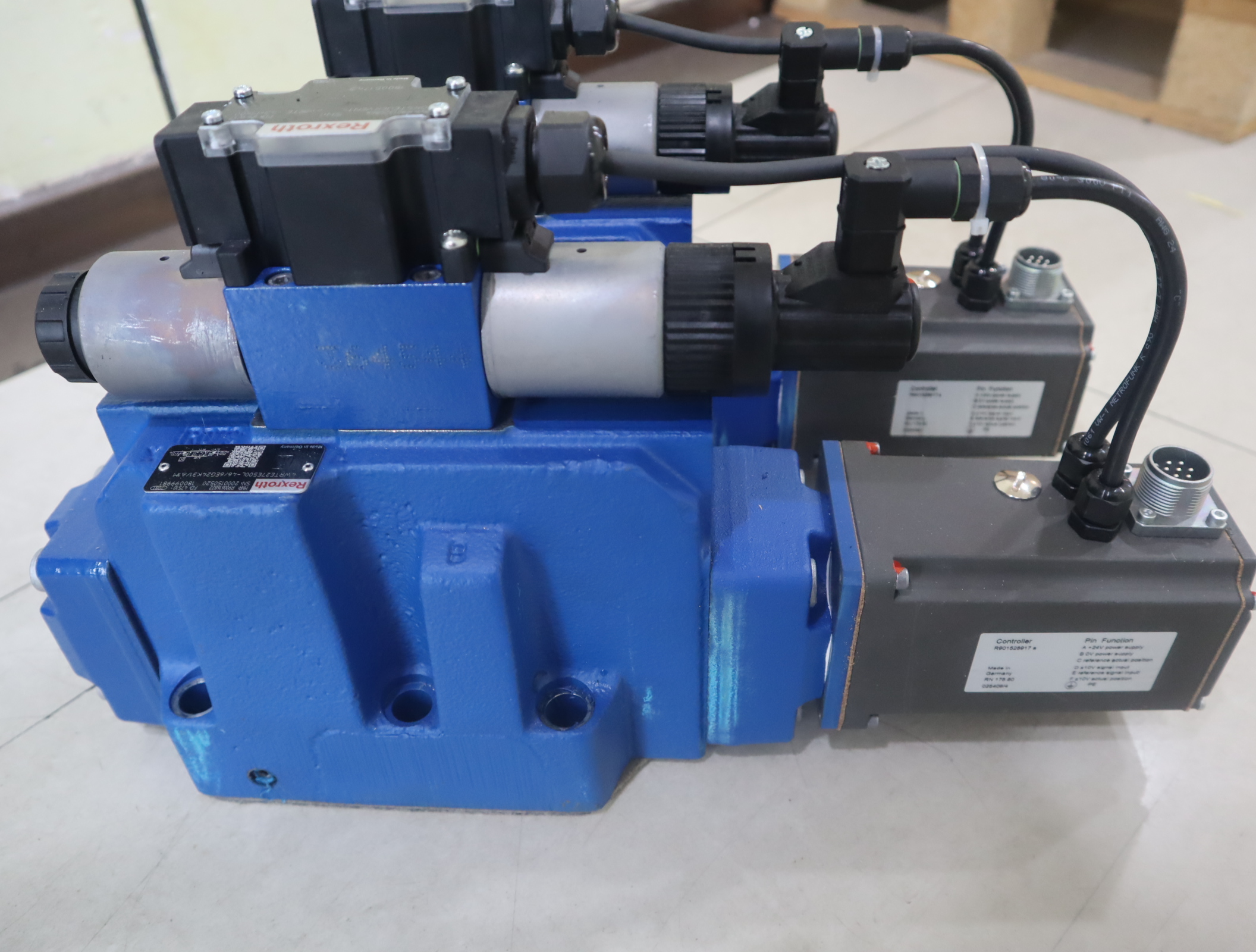 R900616822 4WRTE27E500L-46/6EG24K31/A1M 力士乐REXROTH比例阀