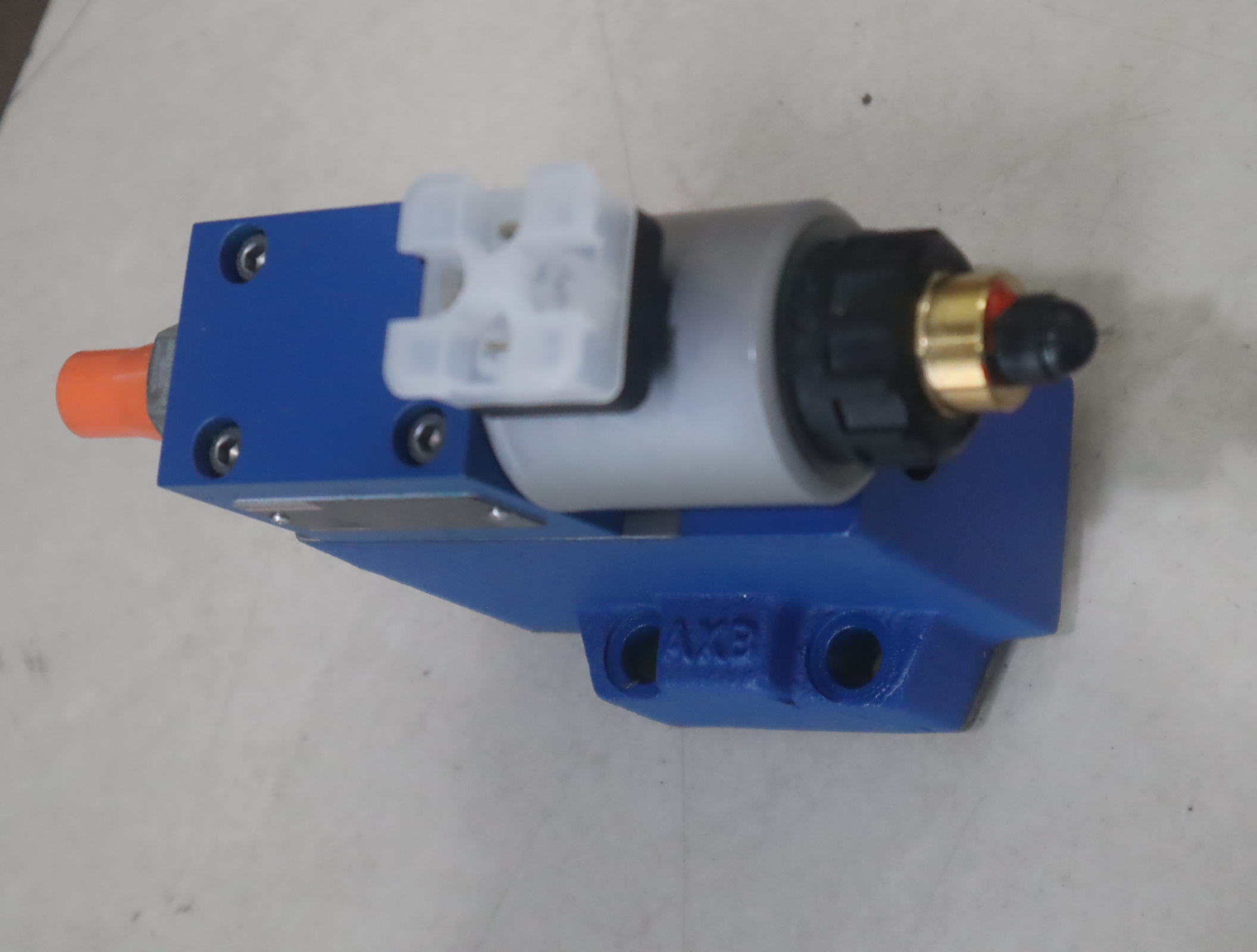 R901277137 DBEM10-61/200YG24K4M 德国力士乐REXROTH比例阀