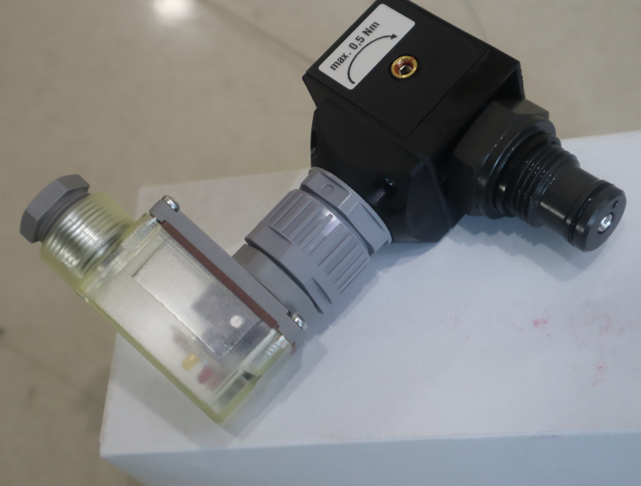 1303840 VD2.5LZ.1/-DB Z/DI-A 德国贺德克HYDAC压力温度传感器