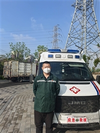 营口鲅鱼圈 120救护车出租 费用咨询价格透明 筋斗云公司