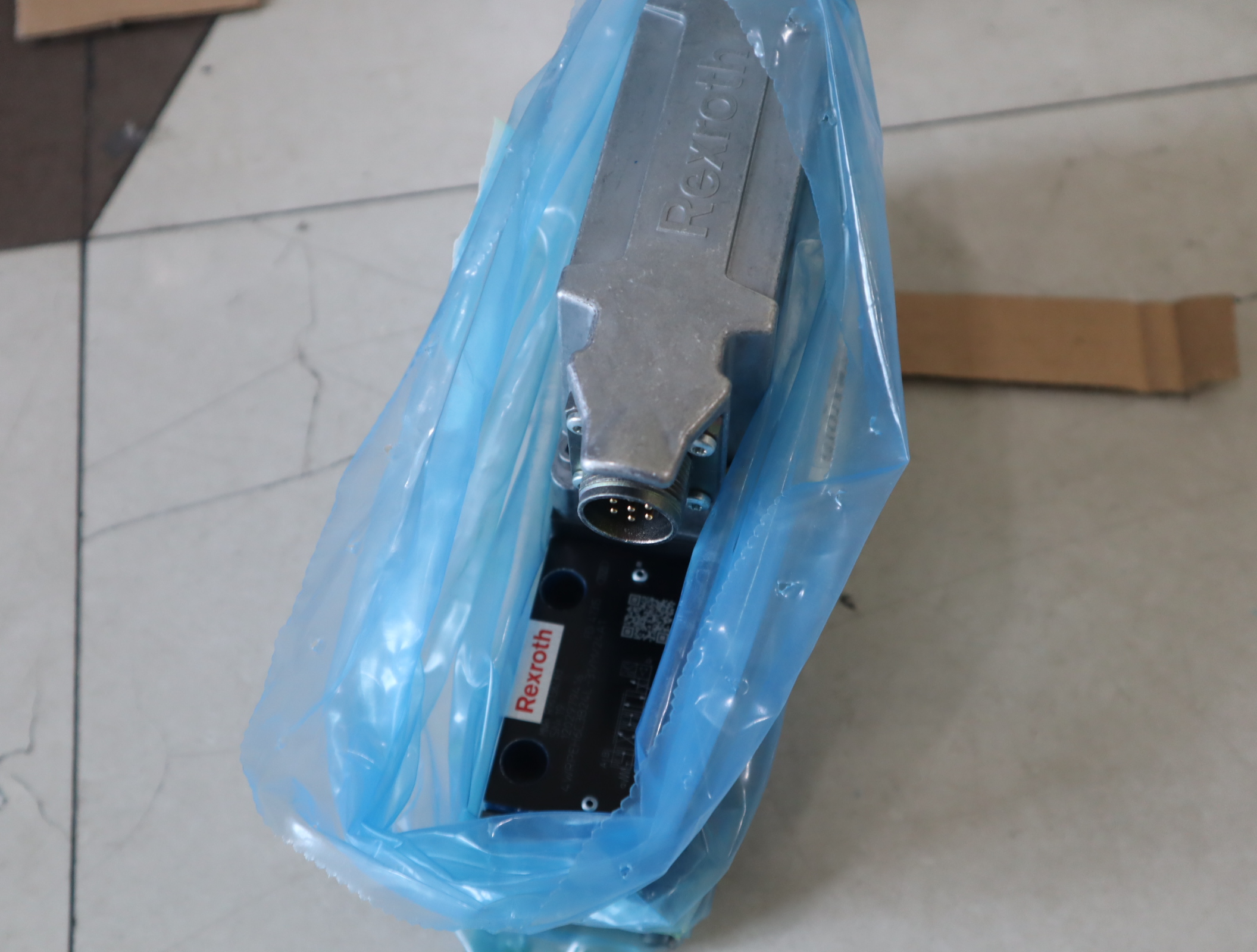 R901382313 4WRPEH6C3B24L-31/M/24A1 力士乐REXROTH比例阀