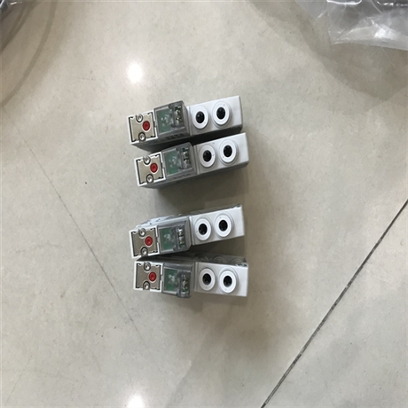 广泛应用AVENTICS安沃驰三位五通换向阀5610141520 