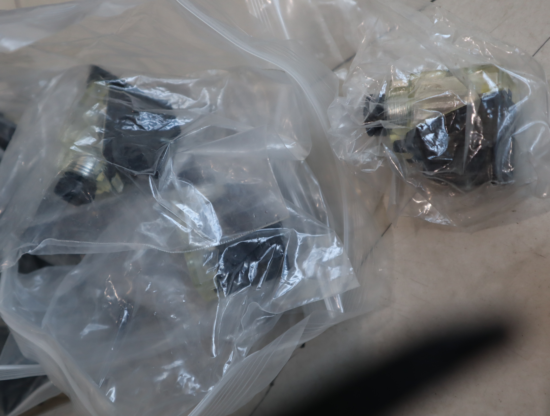 R901017022 3P Z5L M 12-240V SPEZ 力士乐REXROTH带灯插头