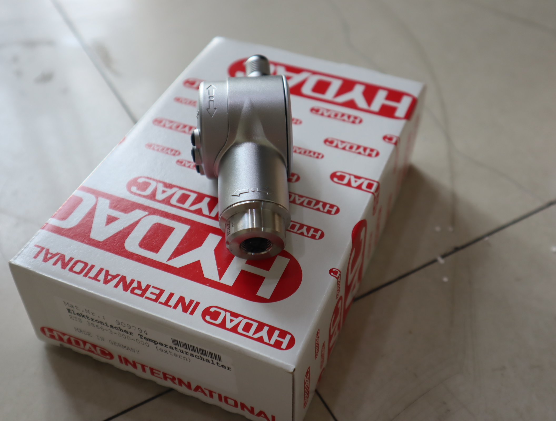 ETS 3866-3-000-000 909794 德国贺德克HYDAC压力温度传感器